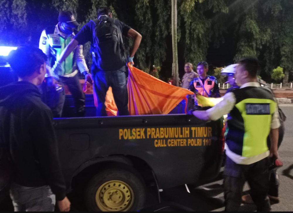 Duduk di Pinggir Rel, Pria Prabumulih Tewas Tersambar Babaranjang