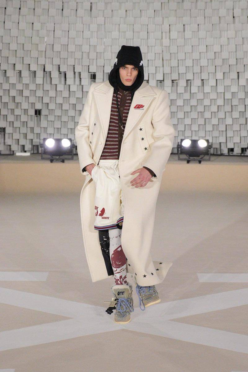 Off-White F/W 2025-26 di Paris Fashion Week (dok. Off-White)