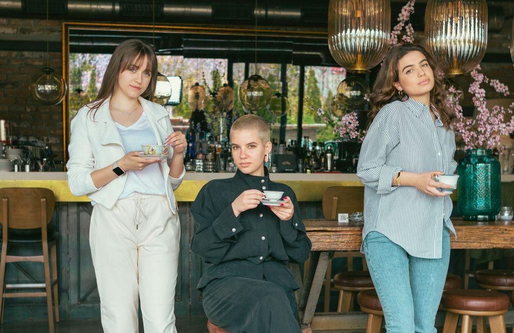 5 Zodiak yang Punya Taste Berkelas, Selalu Bawa Vibe Elegan