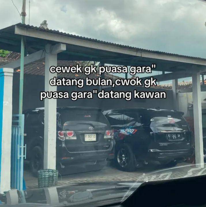 meme cewek datang bulan (instagram.com/dieselpost.id)