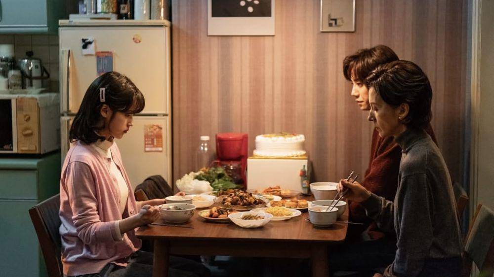 Cuplikan drama Korea When Life Gives You Tangerines (instagram.com/netflixkr)