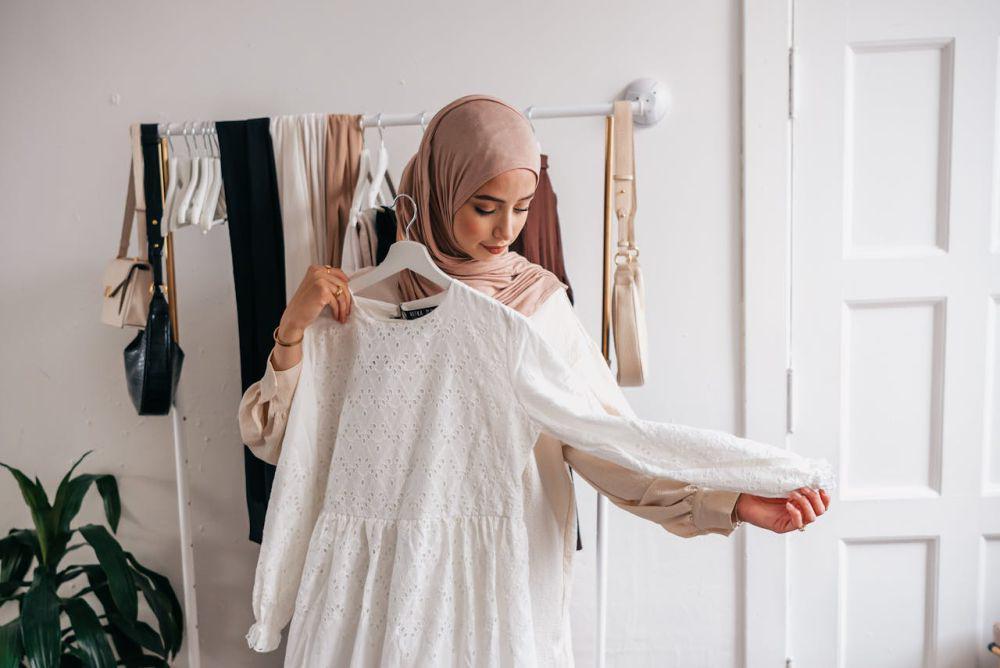 5 Tips Terapkan Slow Fashion Jelang Lebaran