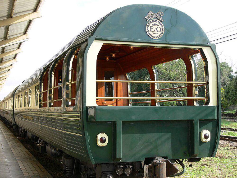 Eastern and Oriental Express (commons.wikimedia.org/FredTC)