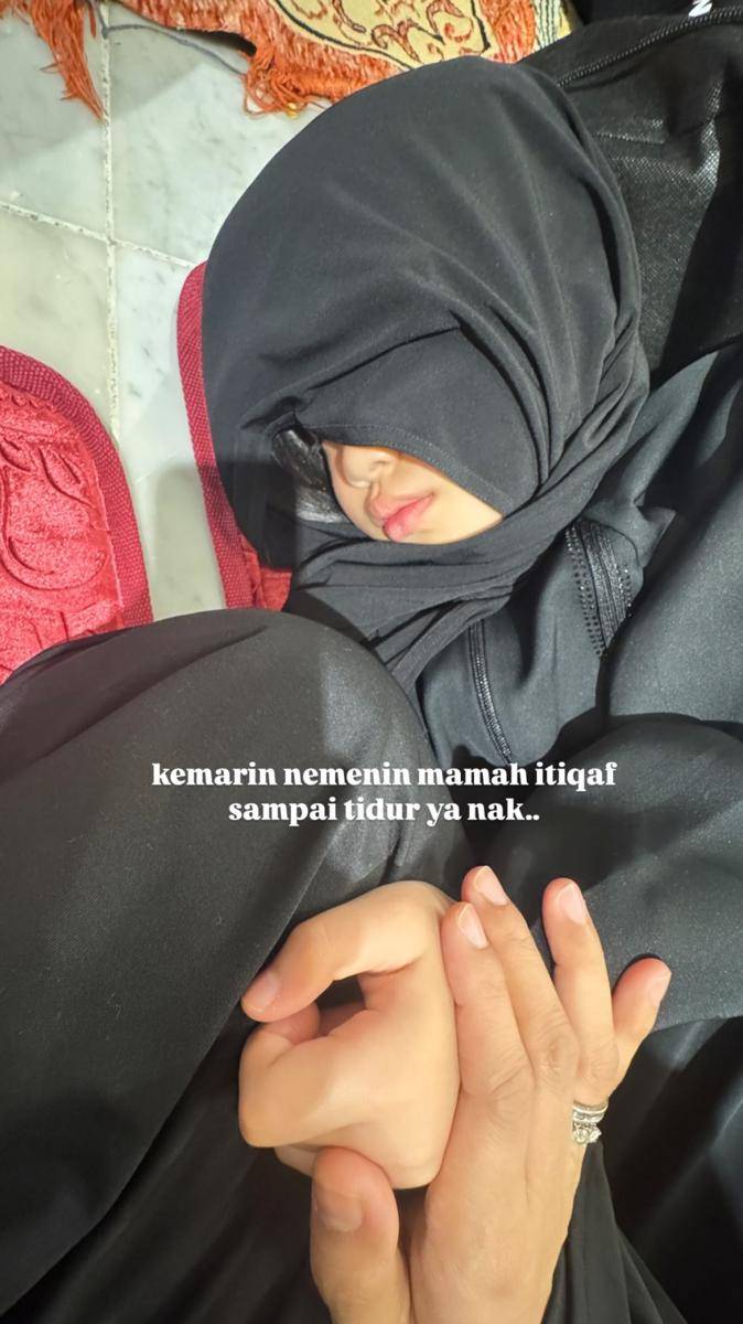 potret Ririn Ekawati dan buah hati (instagram.com/ririnekawati)
