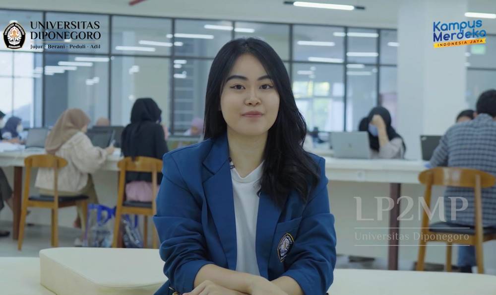 ilustrasi mahasiswi Undip (youtube.com/Undip TV Official)