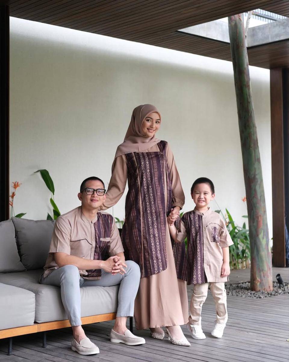 ilustrasi baju lebaran keluarga Citra Kirana (instagram.com/citraciki)