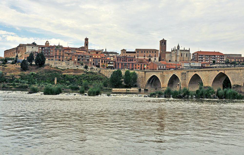 Tordesillas, Spanyol (commons.m.wikimedia.org/LBM1948)