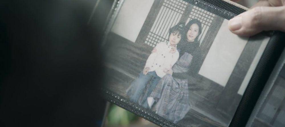 cuplikan drakor Buried Hearts (dok. SBS/Buried Hearts)
