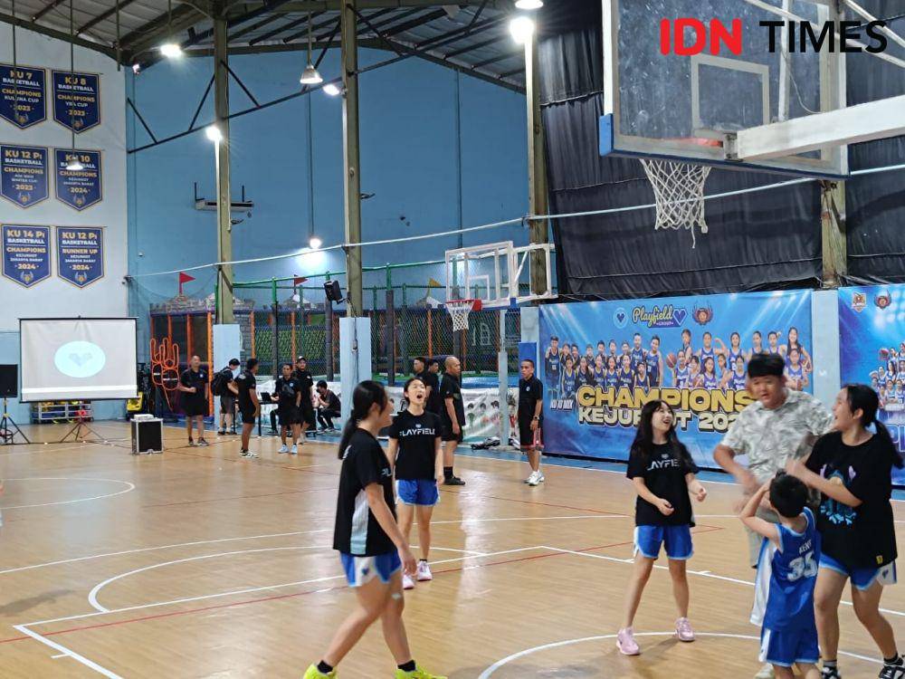 Potret latihan di Playfield Kid's Academy. (IDN Times/Tino).