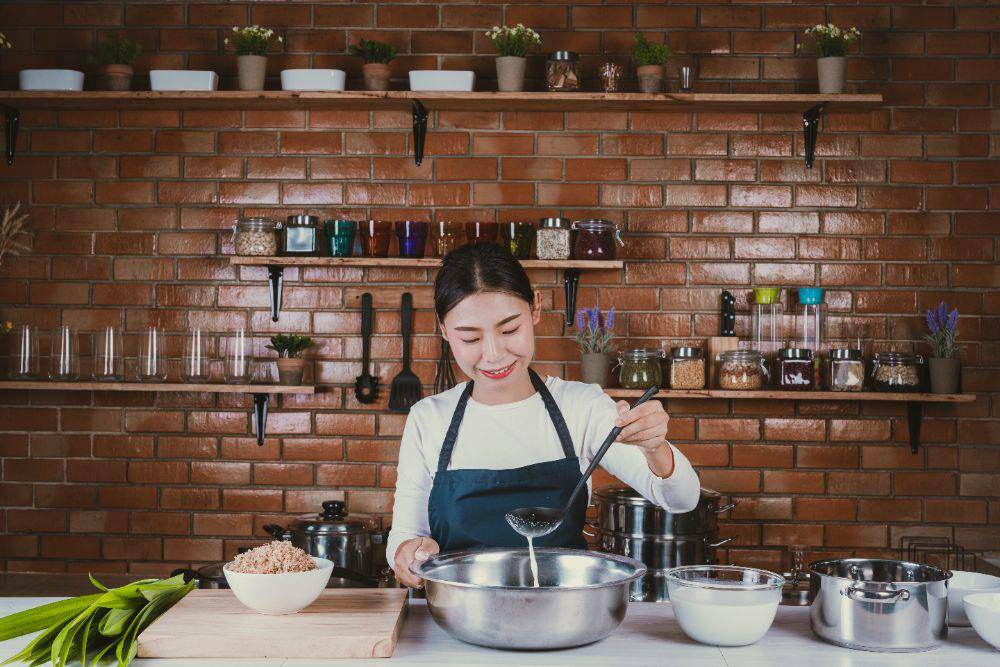 ilustrasi memasak (freepik.com/jcomp)