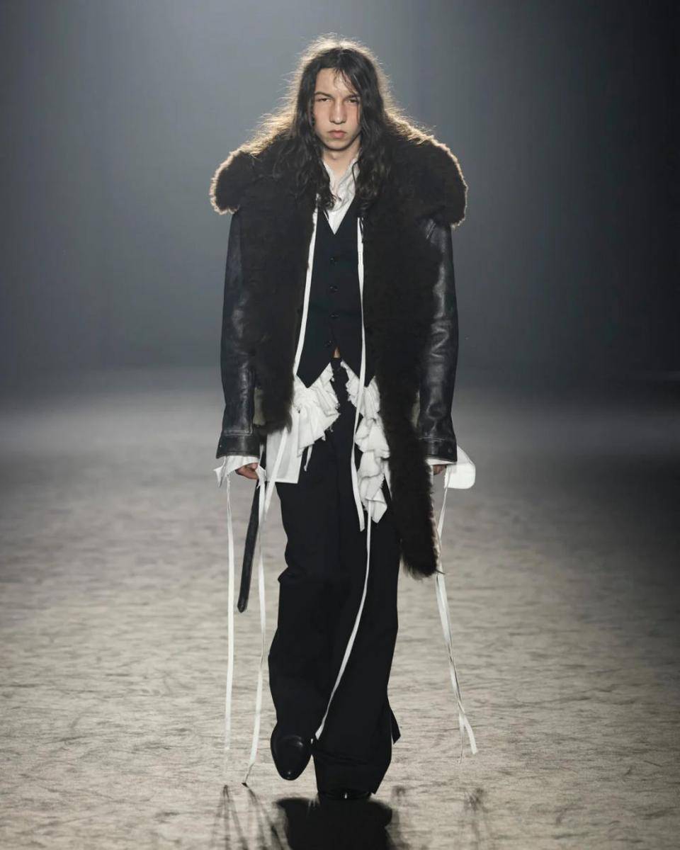 Ann Demeulemeester F/W 2025-26 di Paris Fashion Week (dok. Ann Demeulemeester)