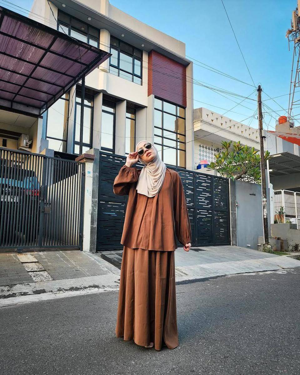 ide outfit Lebaran ala Nycta Gina (instagram.com/missnyctagina)