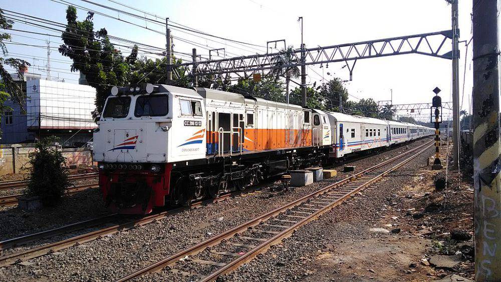 Kereta Api Bangunkarta (commons.wikimedia.org/Syaifan Bahtiar Nirwansyah)