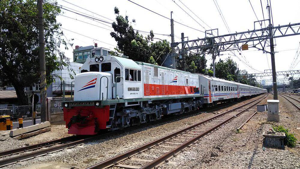 Kereta Api Singasari (commons.wikimedia.org/Syaifan Bahtiar Nirwansyah)