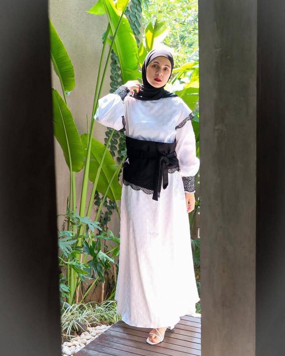 ide outfit Lebaran ala Nycta Gina (instagram.com/missnyctagina)