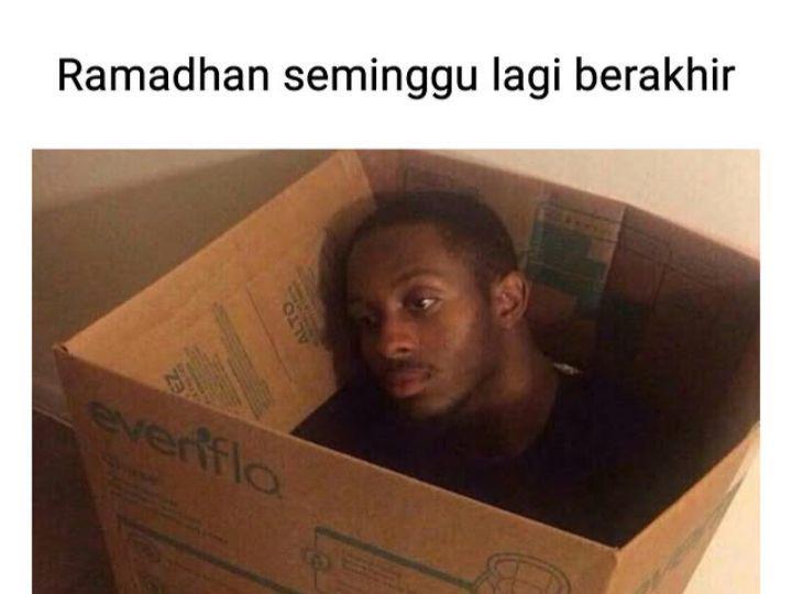 8 Meme Ramadan Segera Berakhir, Lebih Tingkatkan Lagi Ibadah Malam