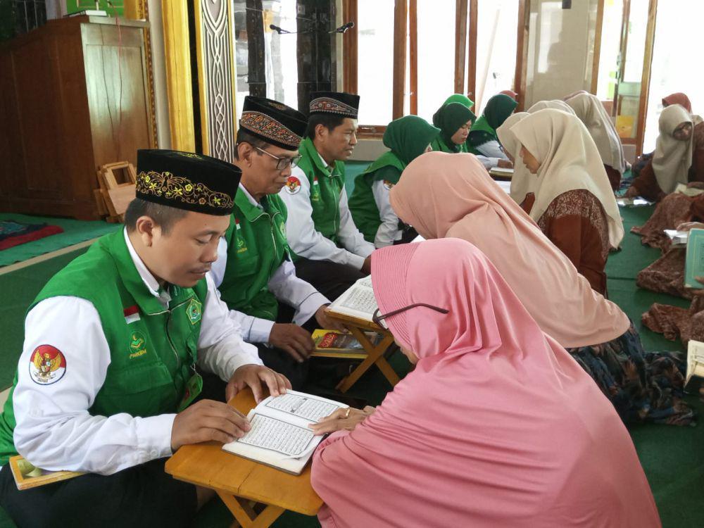 Pesan Mas Beji Bantu Lansia di Bantul Lancar Baca Al-Qur'an