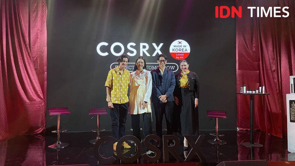 COSRX meluncurkan kampanye "Better Skin Together with #TemanCOSRX Expecting Tomorrow" dalam perayaan ulang tahun ke-7 (21/3/25) di Agora Mall, Jakarta Pusat. (IDN Times/Dina Salma)