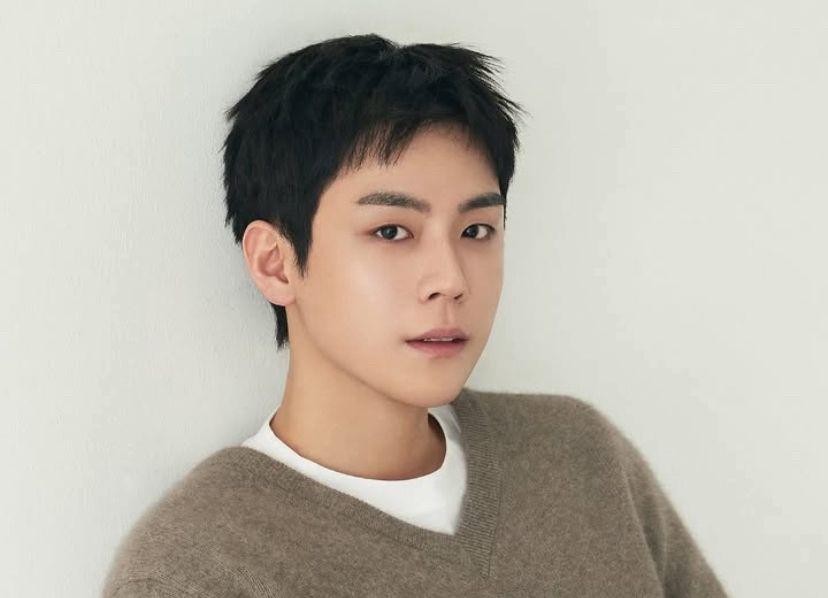 Kim Do Hoon Harus Dioperasi karena Cedera saat Syuting Drama Dear X