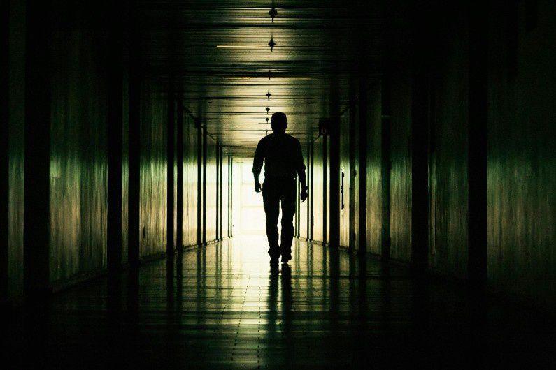 [PUISI] Lorong Gelap Itu