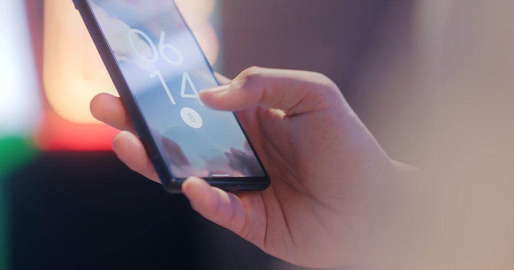 In display fingerprint merupakan sensor fingerprint di dalam layar (pexels.com/I'm Zion)