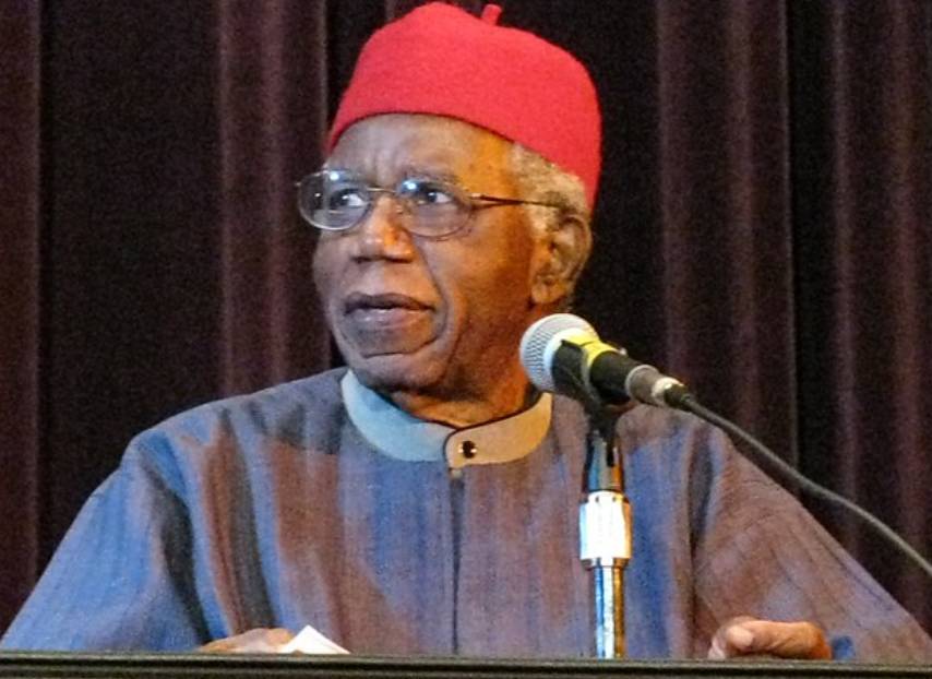 ilustrasi Chinua Achebe (commons.wikimedia.org/Stuart C. Shapiro)