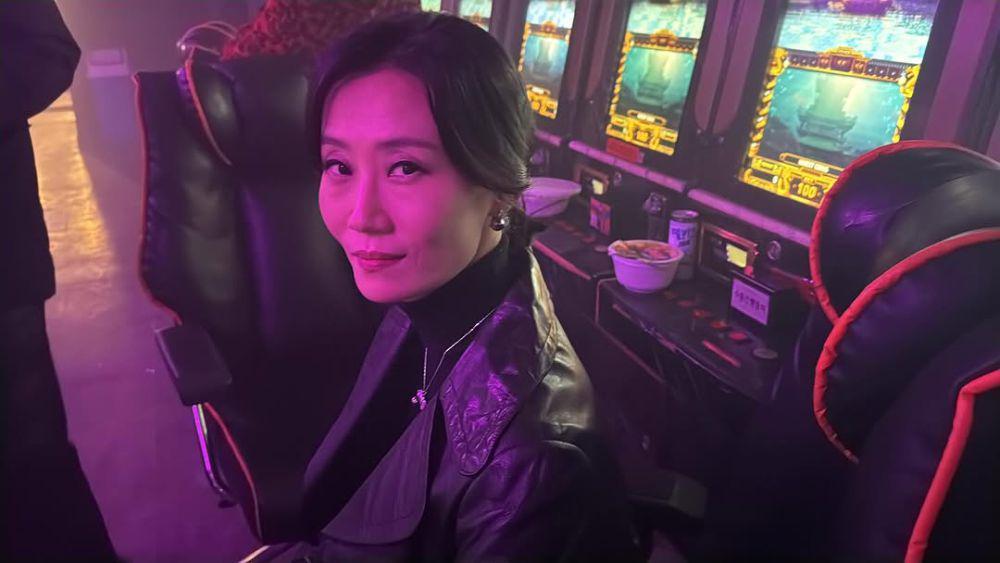 behind the scene drama Undercover High School (instagram.com/youngah.k)