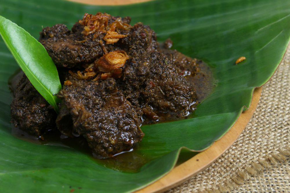 5 Cara Memasak Rendang Daging, Cocok Dibuat bekal Mudik Lebaran!