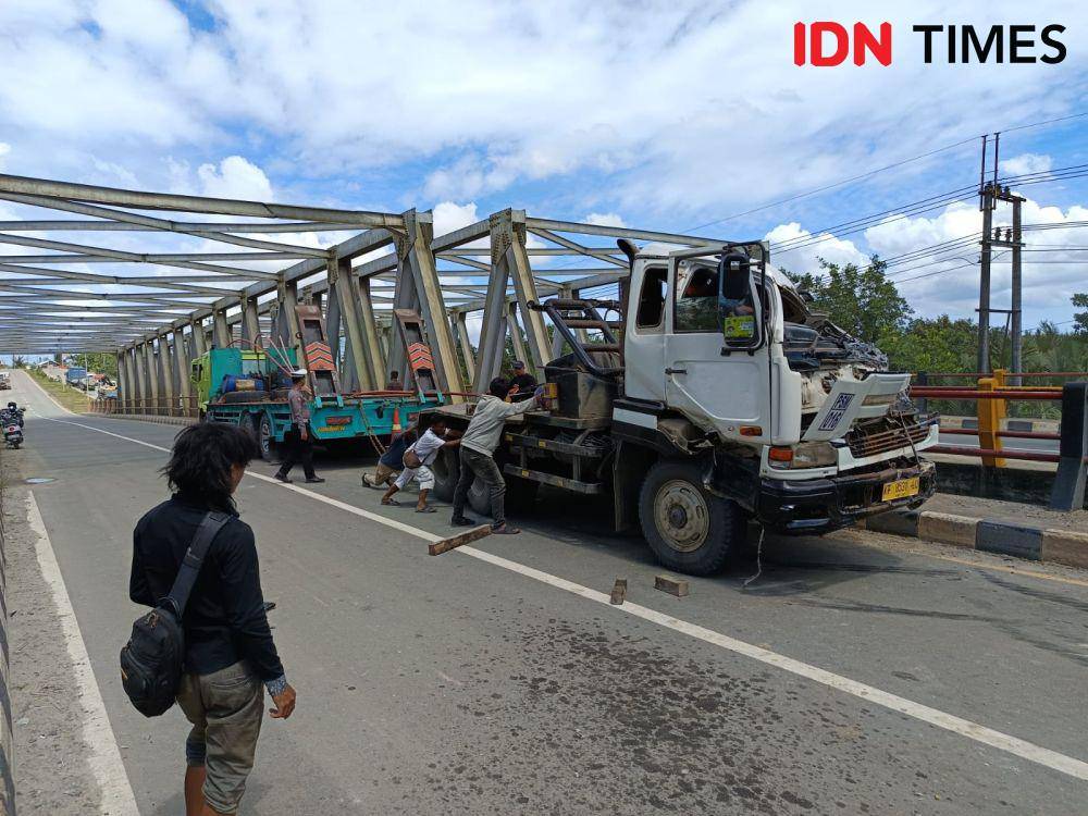 Beruntungnya, tak ada korban jiwa dalam insiden ini. (IDN Times/Erik Alfian)