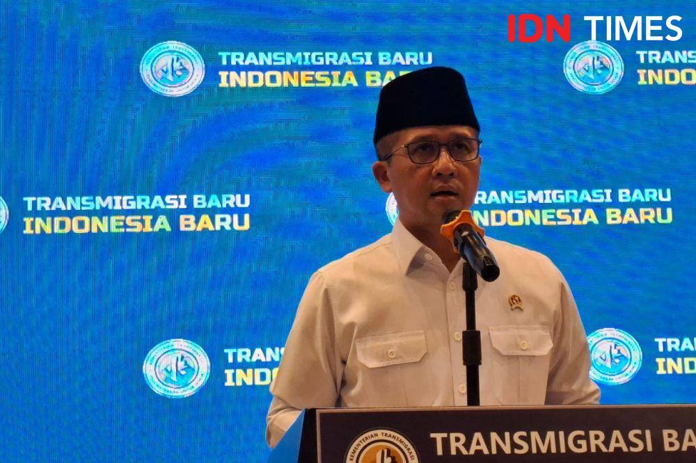 Menteri Transmigrasi (Mentrans) Ifititah Sulaiman sebut pemerintahan Prabowo mau minta maaf ke warga Rempang. (IDN Times/Amir Faisol)