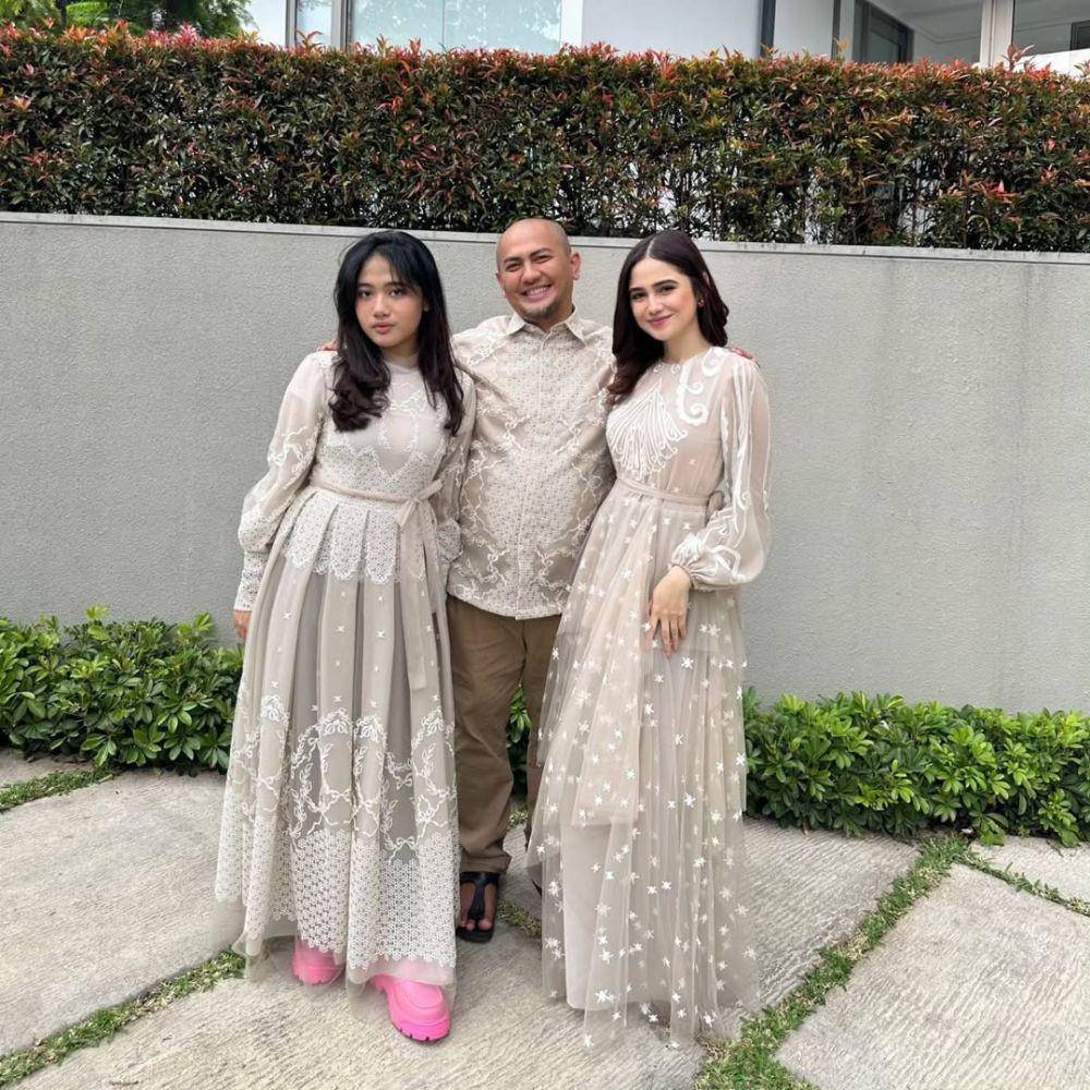 Syifa Hadju dan ayah tirinya (instagram.com/sndihadju)