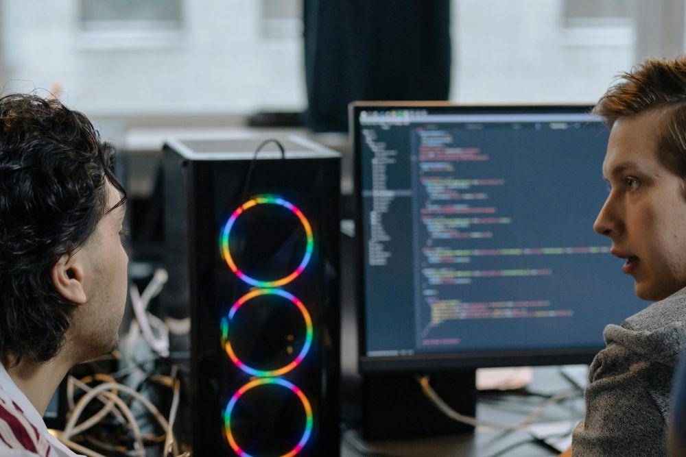 ilustrasi bootcamp coding (pexels.com/cottonbro studio)