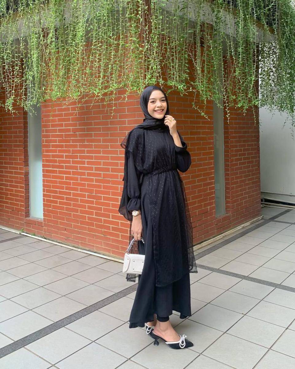 Febiola Nabila (instagram.com/febiolanabilaa)