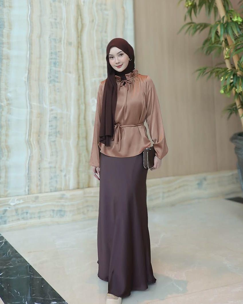 potret ide clean hijab outfit ala Nabila Lutfiah (instagram.com/nabilahcil)