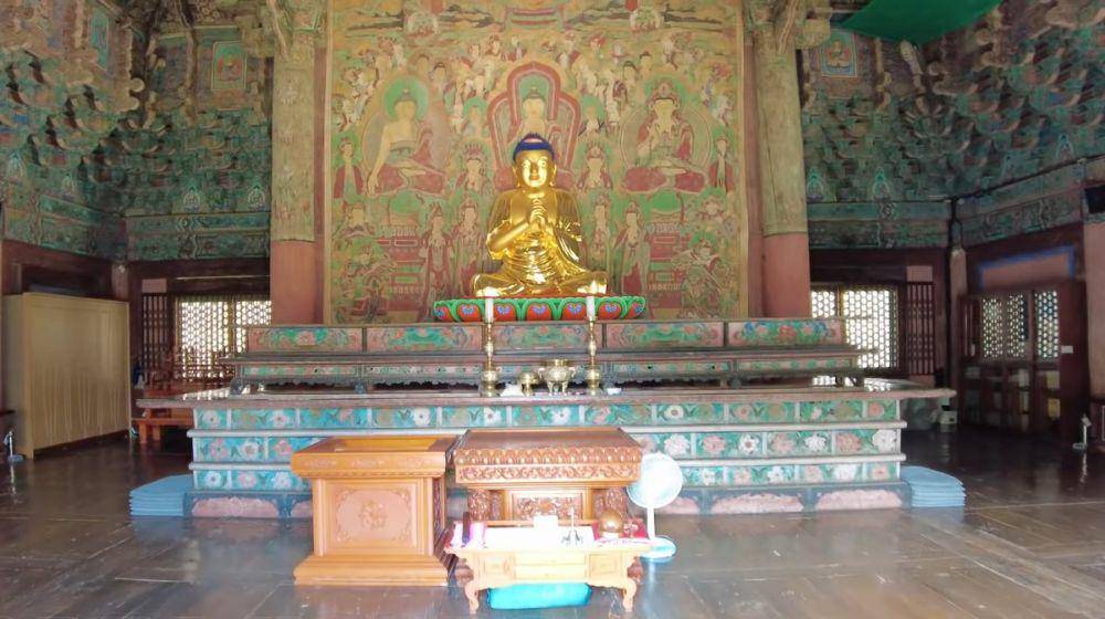 Potret Birojeon Hall di Kuil Unmunsa di Korea Selatan (youtube.com/Korea Tour)
