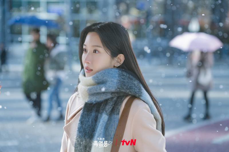 Moon Ga Young di drama My Dearest Nemesis (Dok. tvN/My Dearest Nemesis)