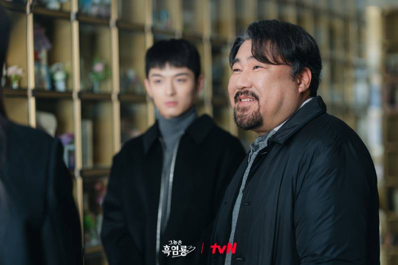 Go Chang Seok di drama My Dearest Nemesis (Dok. tvN/My Dearest Nemesis)