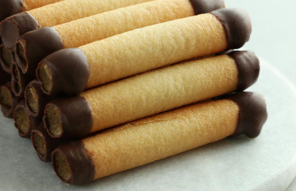 Resep Kue Semprong Celup Cokelat, Super Cruchy dan Nyokelat Abis!