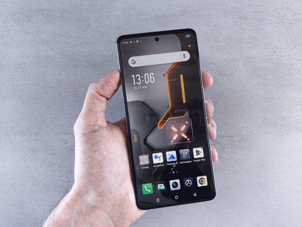 Layar AMOLED sering dijumpai pada HP murah