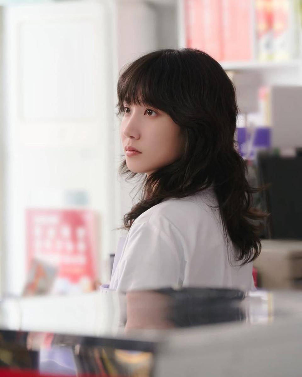 Still cut Hyper Knife (instagram.com/eunbining0904)