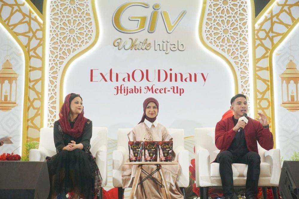 Para narasumber di GIV White Hijab ExtraOUDinary Hijabi Meet-up (IDNTimes/Tisa Ajeng)