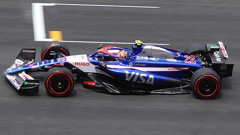 2 Pembalap Racing Bulls Sesalkan Strategi Buruk di F1 GP China 2025