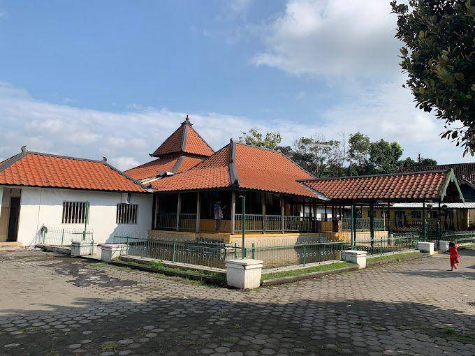 Masjid Jami Plosokuning Minomartani (Google Maps/Abee Sukarna)