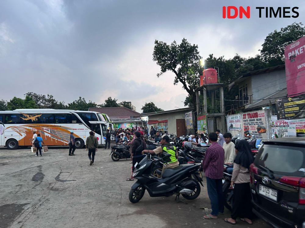 Dipenuhi pemudik (IDN Times/Fadhliansyah)