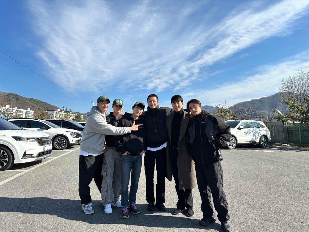 MONSTA X (x.com/OfficialMonstaX)