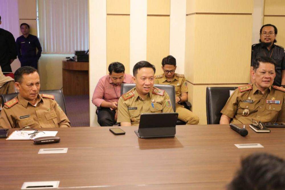 Pemprov Lampung menggelar pertemuan dengan KPU dan Bawaslu Provinsi Lampung. (Dok. Pemprov Lampung).