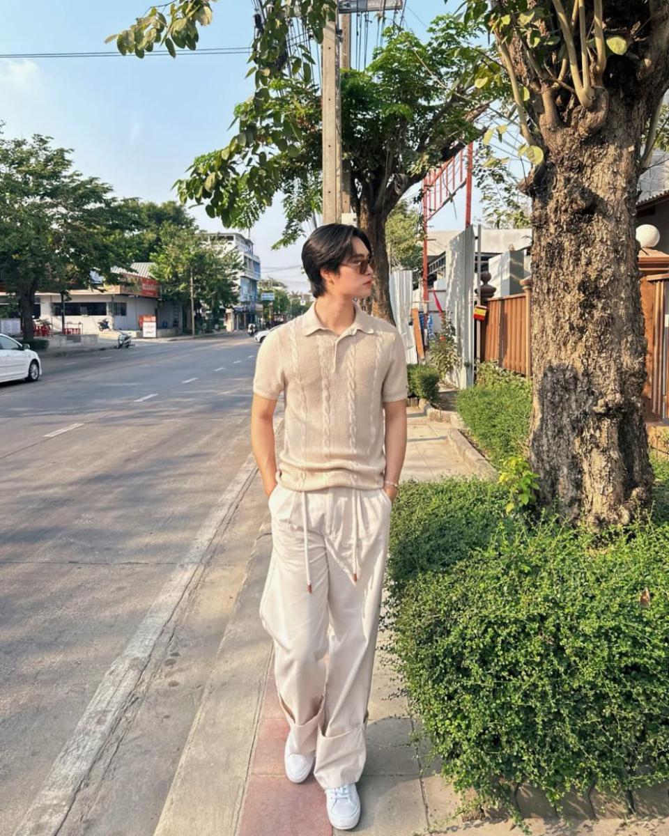 outfit polo shirt ala Gemini Norawit (instagram.com/gemini_nt)