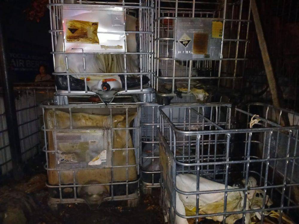 Drum yang berhasil diamankan saat kebakaran di Bandar Lampung. (IDN Times/istimewa)
