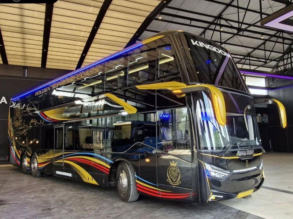 Sleeper Bus Double Seat Agung Sejati