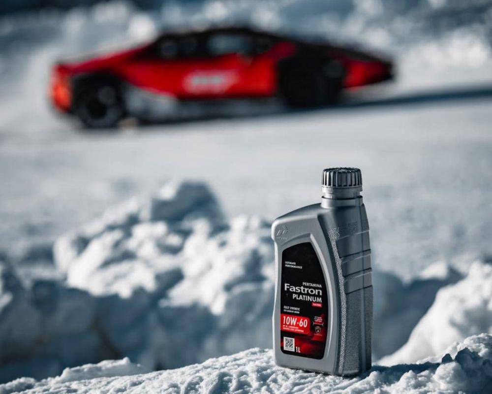 Fastron Platinum Racing 10W-60 mendukung performa kendaraan berperforma tinggi seperti Lamborghini. (instagram/@pertaminalub)